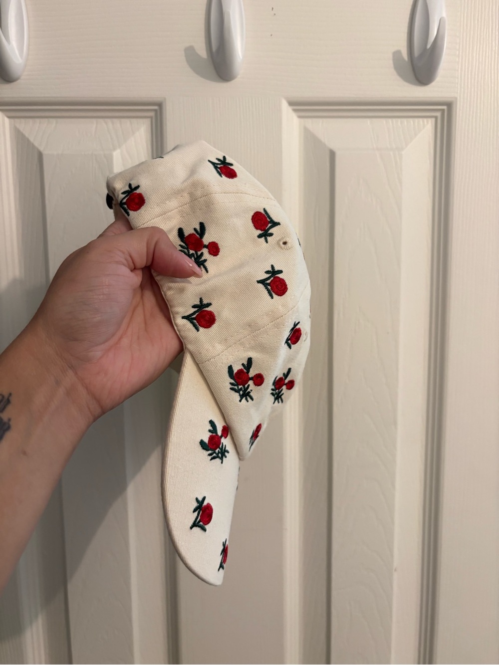 Cream Rose Embroidered Padded Headband